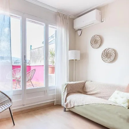 Dreamy Sunsets In A Penthouse With Terrace *