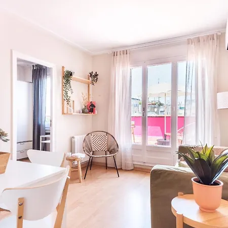 Dreamy Sunsets In A Penthouse With Terrace Daire