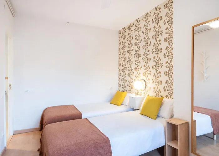 Penthouse With Terrace In Center