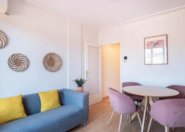 Penthouse With Terrace In Center Апартаменты *