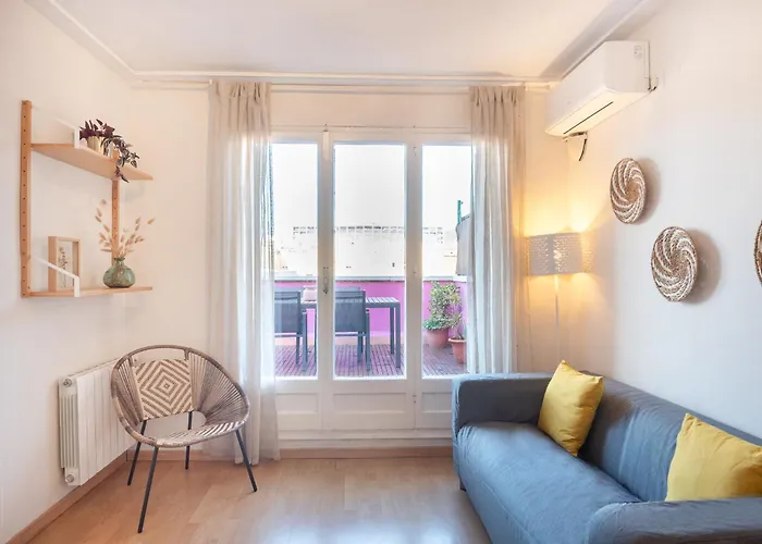 Penthouse With Terrace In Center Апартаменты *